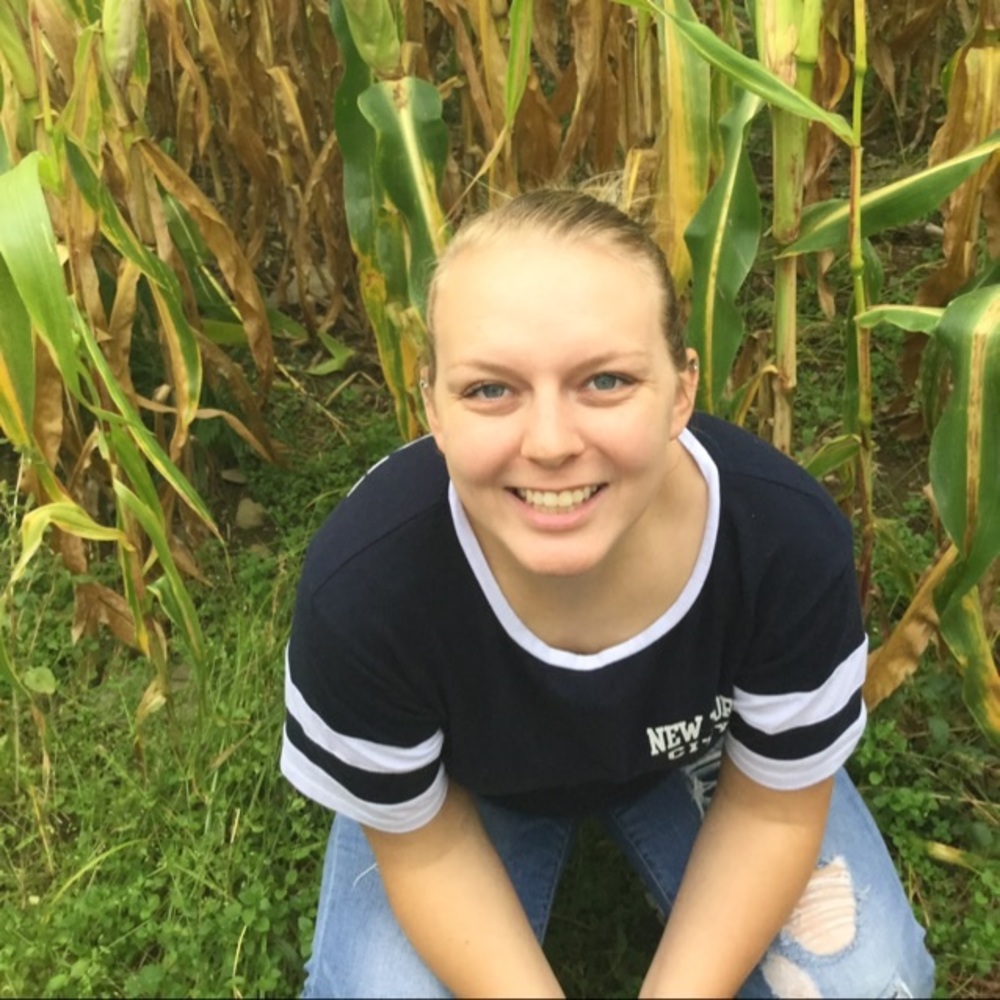 Meet your Posher, Naomi